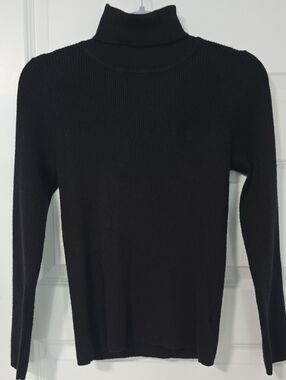 Turlenwck Women's Express Black Ribbed Sweater Slim Fit Size Large